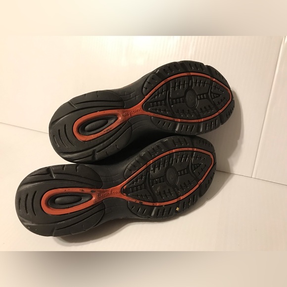 Easy Spirit slip-on brown comfort shoes women size 7.5 - Picture 8 of 8